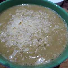 Una foto de Sopa licuada de brócoli