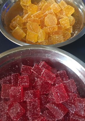 Una foto de Gomitas de gelatina (con azúcar y light)