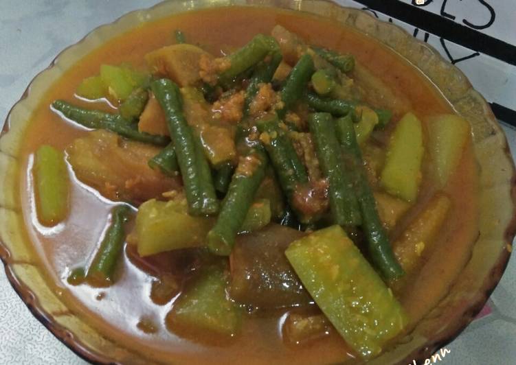 Gulai Terong Campur