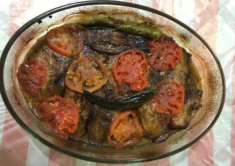 منزلة باذنجان بلحمة الخاروف الناعمة