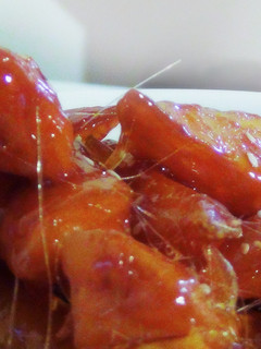 【哇菜影音食譜】拔絲地瓜 的食譜成品照片