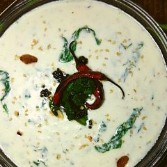 A picture of Nutritious crunchy spinach raita.