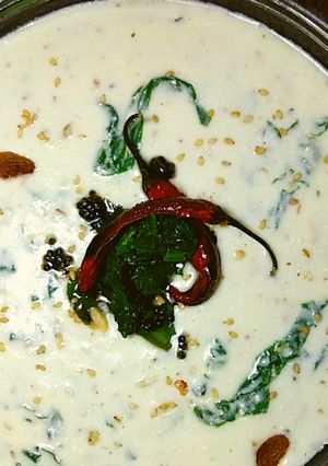 A picture of Nutritious crunchy spinach raita.
