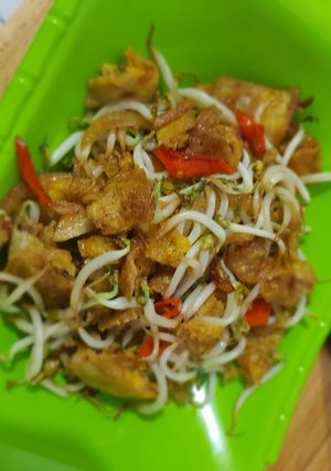 Foto resep Dadar telur cah toge pedas