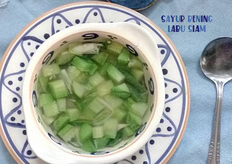 22. Sayur bening labu siam