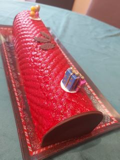 Une photo de Bûche de la Saint Sylvestre Vanille-Framboise