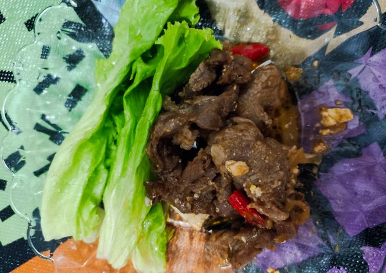 Cara mengolah BBQ daging Korea dengan daun selada (Bulgogi ala² #dirumahaja)  yang Menggugah Selera