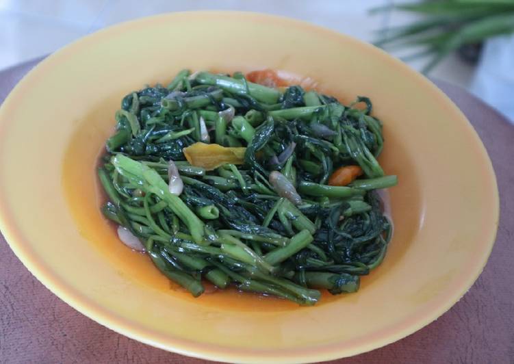 Resep Tumis Kangkung Enak Simple oleh Nia Cooking Cookpad