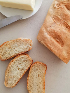 Una foto de Barritas de pan individuales caseras