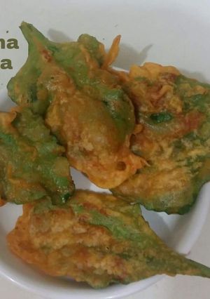 A picture of #Kebabs and Fritters.