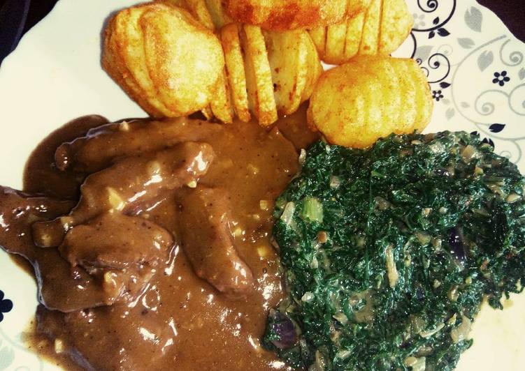 Recipe of Quick Beef in Beer Gravy and Hasselback potatoes