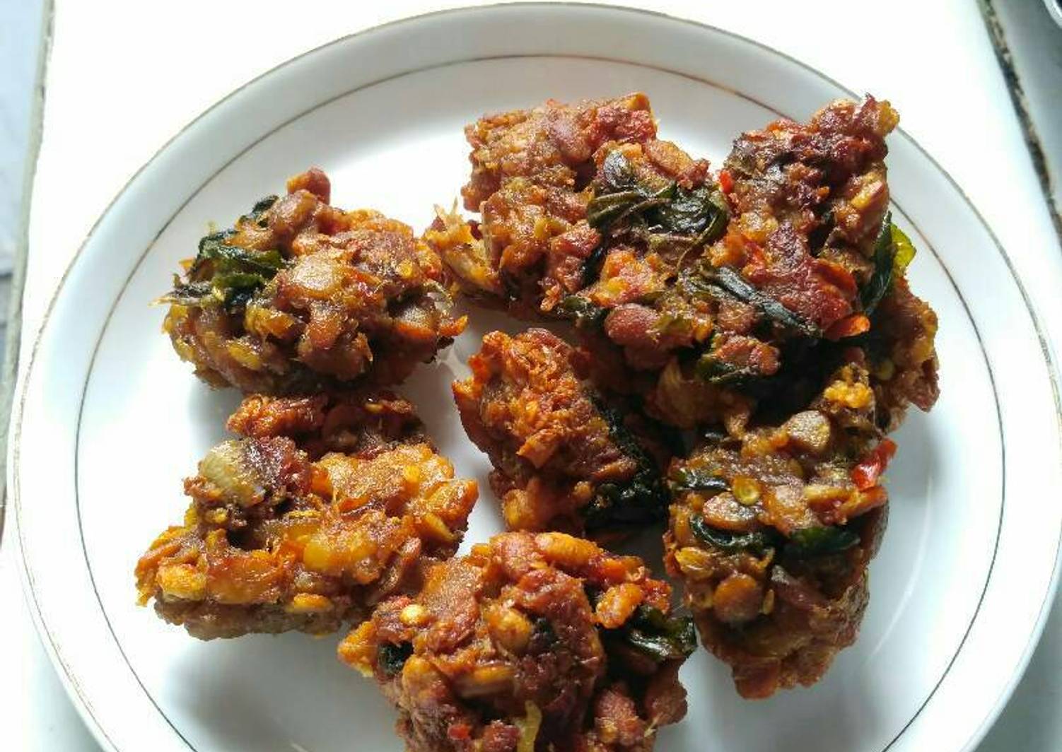 Resep Lento tempe kemangi oleh Chiovita Septyantika Cookpad