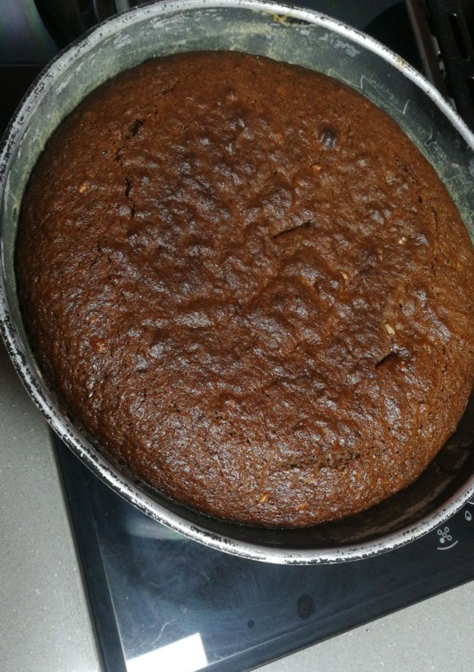 Una foto de Torta borracha de higos y nueces