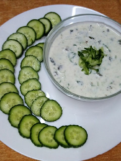 A picture of Cucumber and mint raita.
