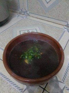 Una foto de Frijoles Negros al ajillo
