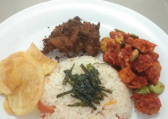 Nasi Tomat Vegetarian