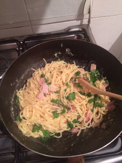 Una foto de Linguini carbonara