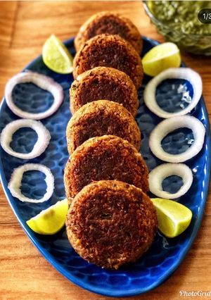 A picture of Veg galouti kababs.