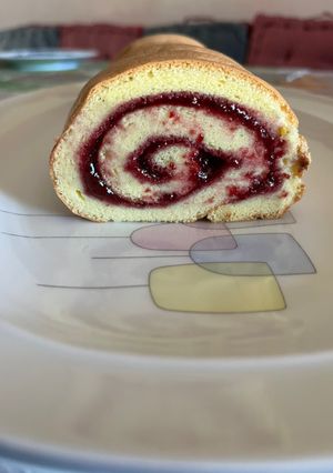 Foto di Rotolo giapponese alla marmellata di ciliegie
