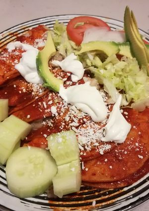 Una foto de Enchiladas rojas