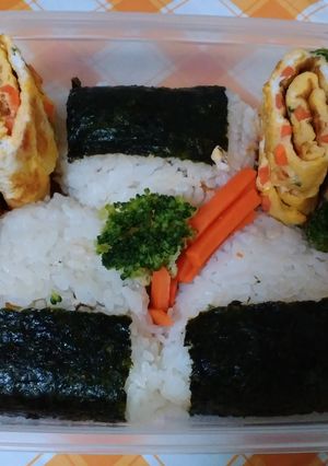 Foto resep Onigiri Bento Sederhana
