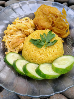 Foto resep Nasi Kuning Ayam Crispy