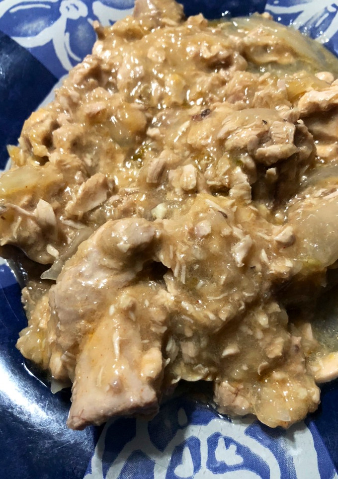Una foto de Atún encebollado Mambo