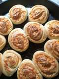 Rollos de pan con ajo