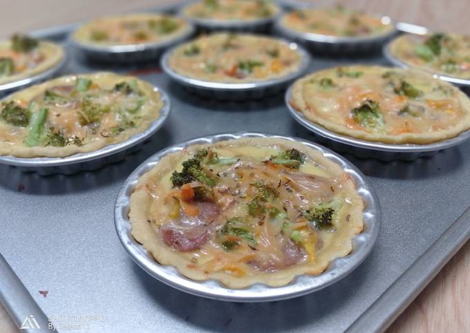 Quiche (Pie Asin) Brokoli Sosis