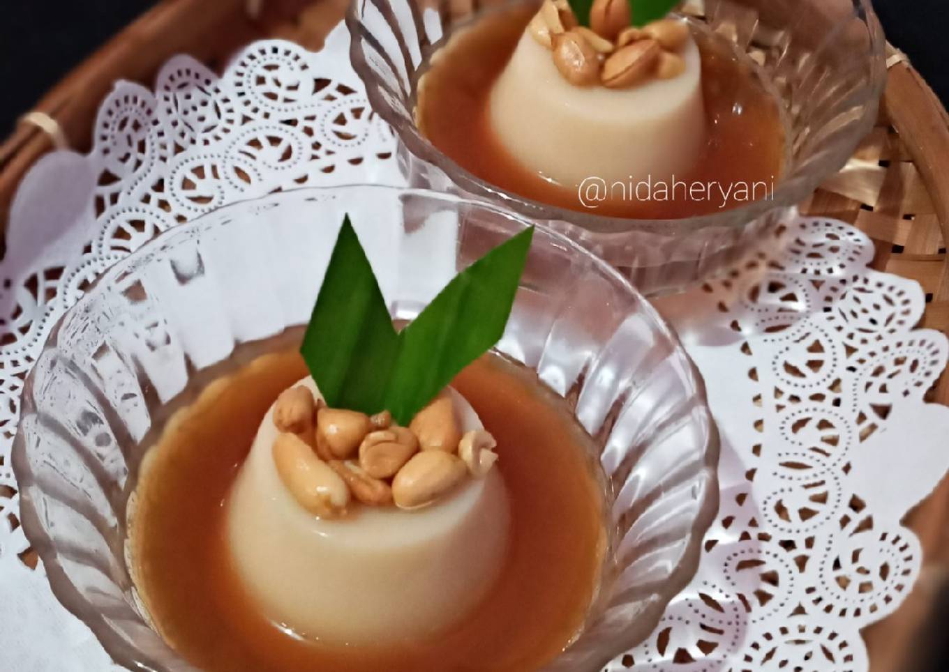 Wedang Tahu/Kembang Tahu Kuah Jahe