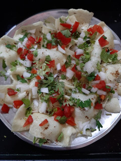 મસાલા પાપડ (Masala Papad Recipe In Gujarati) રેસીપી મુખ્ય ફોટો