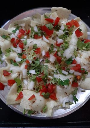 મસાલા પાપડ (Masala Papad Recipe In Gujarati) રેસીપી મુખ્ય ફોટો