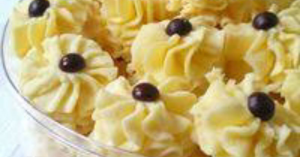 Kue Semprit Mawar Renyah Lumer (3 Bahan Dasar)