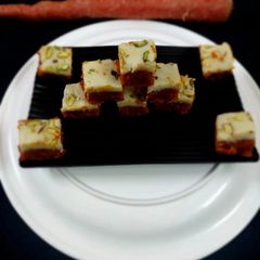 A picture of Malai Carrot Burfi.