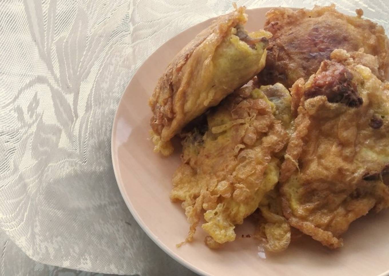 Ayam Goreng Balut Telur a la Warteg