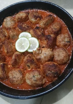 صورة لوصفة دولمة باذنجان بالصلصة الحمراء
