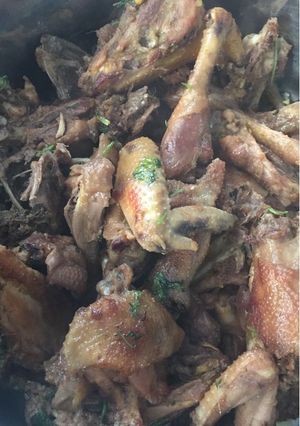 A picture of Garlic chicken.