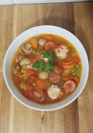 A picture of Sop Merah (Indonesian minestrone - with meats).