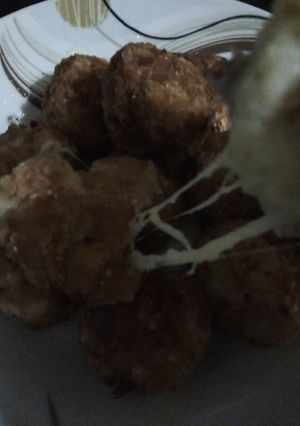 صورة لوصفة كرات البطاطا بالجبن