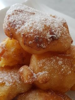 A picture of Fermented Cassava Fritter (Tape Goreng).
