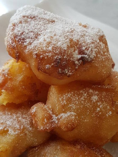 A picture of Fermented Cassava Fritter (Tape Goreng).