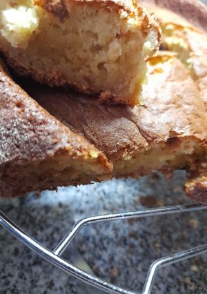 Una foto de Bizcochuelo fácil con yogurth