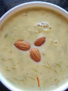 દુધી ની ખીર (Dudhi ni kheer recipe in gujarati) રેસીપી મુખ્ય ફોટો