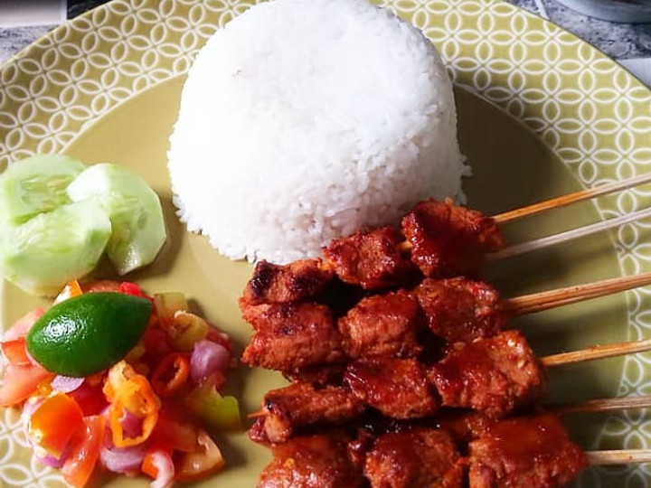 Yuk intip, Resep gampang memasak Sate babi bumbu merah dan sambal dabu-dabu hidangan Idul Fitri dijamin gurih