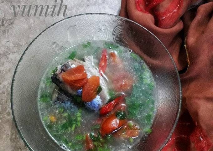 Bagaimana Menyiapkan Sup ikan kembung super simpel yumih, Enak Banget
