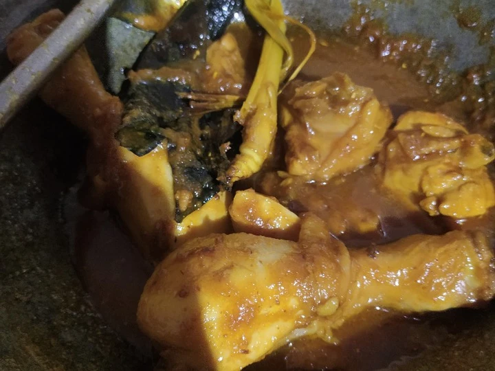 Langkah Mudah untuk Menyiapkan Resep Ayam Kecap Kuah Kental yang Uenak Anti Ribet, Sempurna