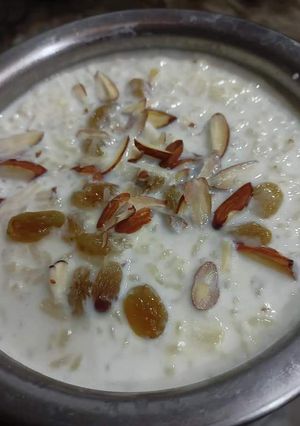 चावल की खीर (Chawal Ki Kheer recipe in hindi) रेसिपी मुख्य फोटो