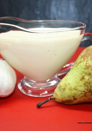 Una foto de Alioli de pera