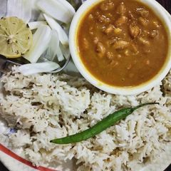 A picture of Rajma chawal.