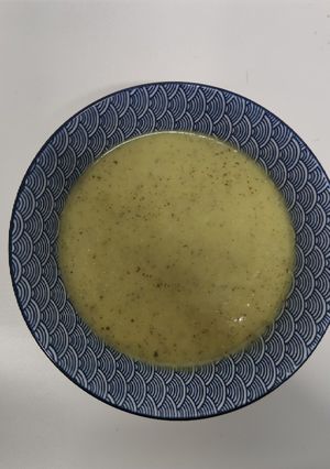 Una foto de Crema de calabacín y patata